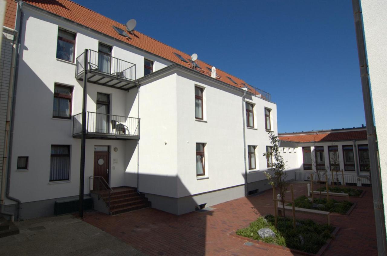 Gaestehaus Germania Wangerooge Exterior photo